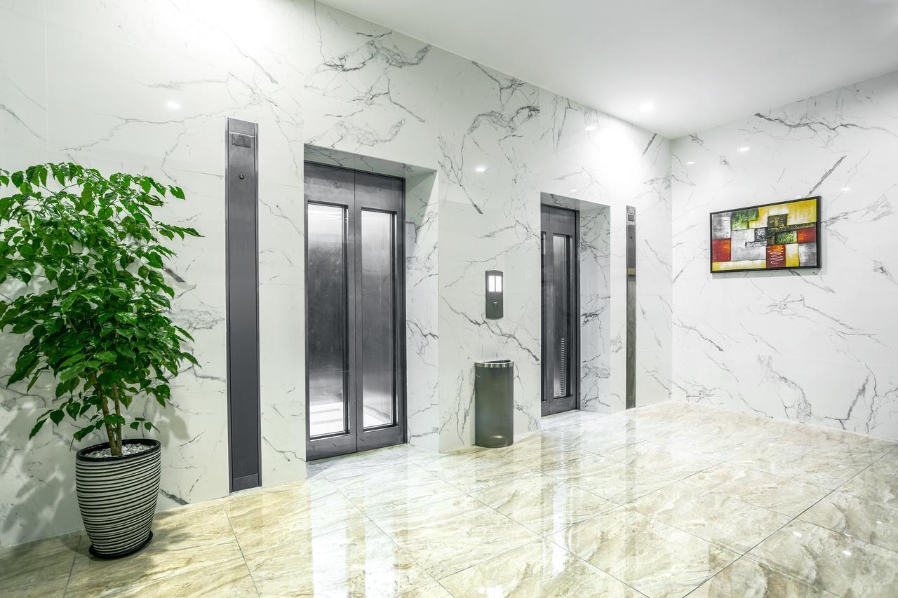 U3 Hotel Субанґ-Джая Екстер'єр фото
